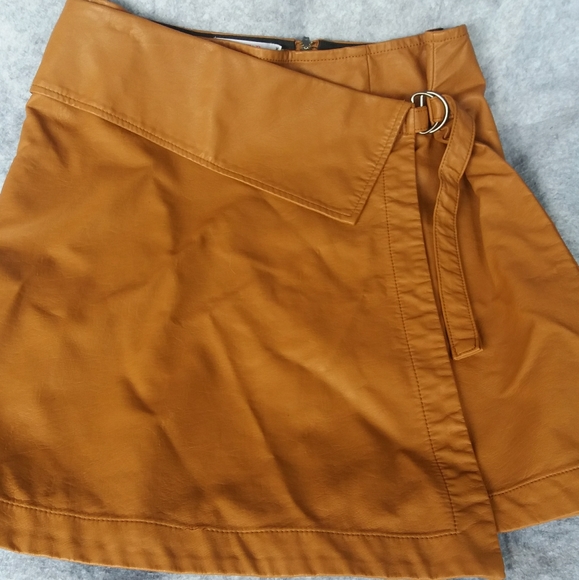 JustFab Dresses & Skirts - JustFab Leather Skirt